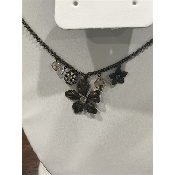 Liz Palacios SF Necklace Flower Filligree With Crystals - Picture 2 of 7